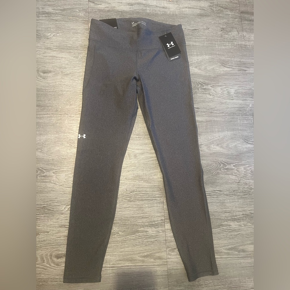 New / Under Armour Women's Charcoal Leggings - Picture 3 of 9